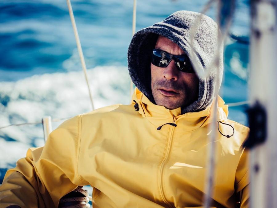  CAPEOLE YACHTING COMPANY